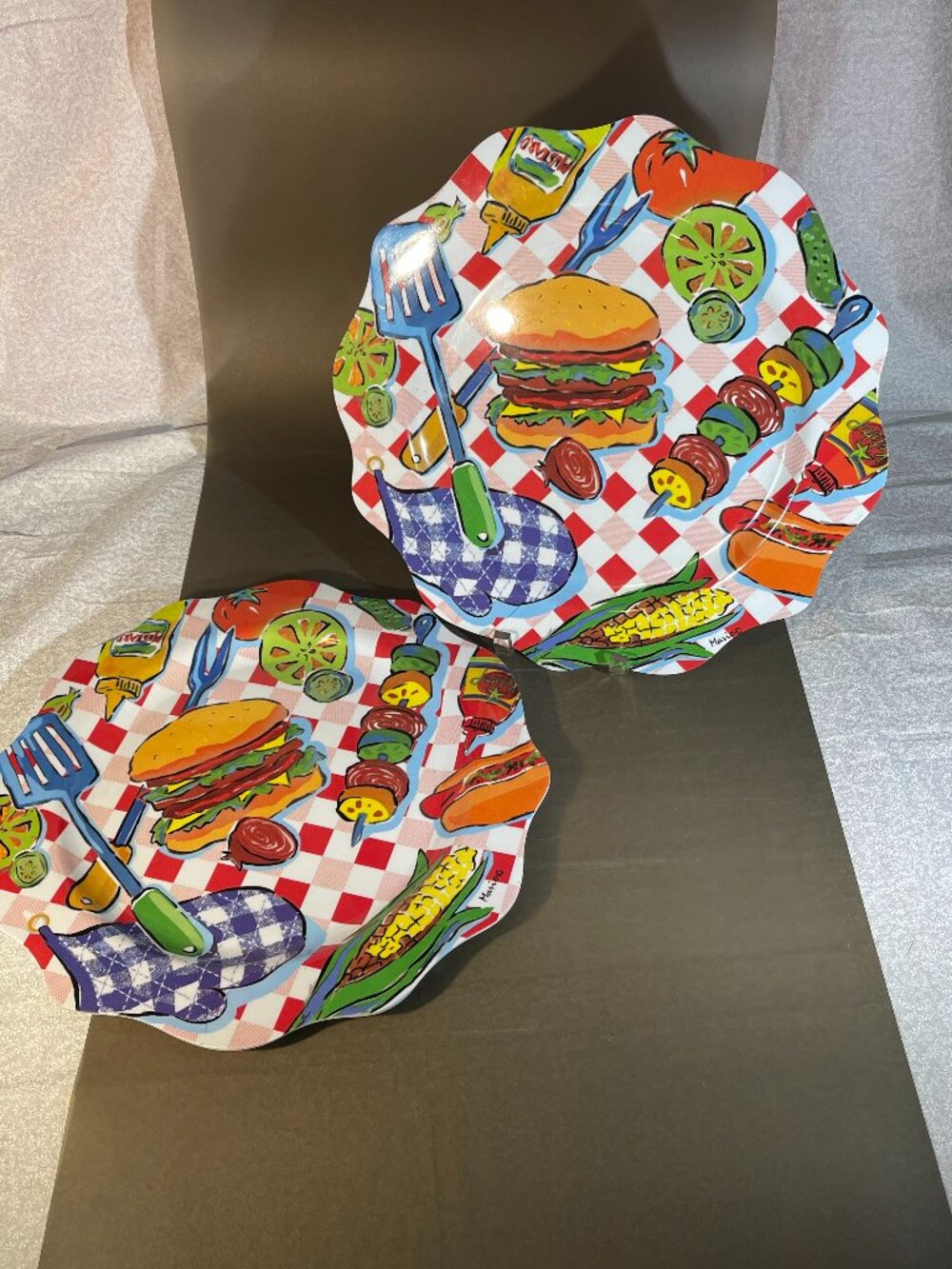 Melamine 14" Scalloped Edge Serving Plates w/ BBQ Motif (1595)